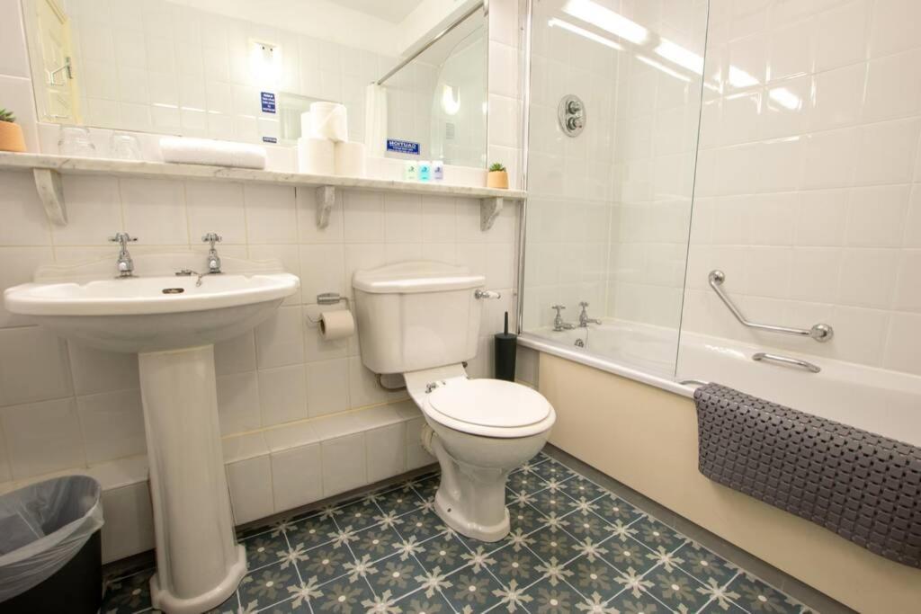 310 - The Carrowbeg At The Harbour Mills By Shortstays Westport Exterior foto
