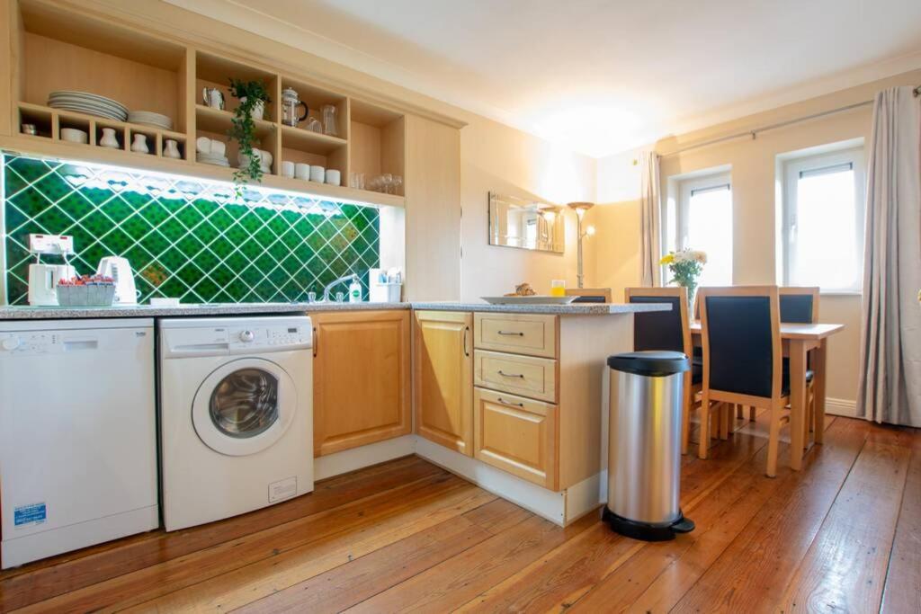 310 - The Carrowbeg At The Harbour Mills By Shortstays Westport Exterior foto